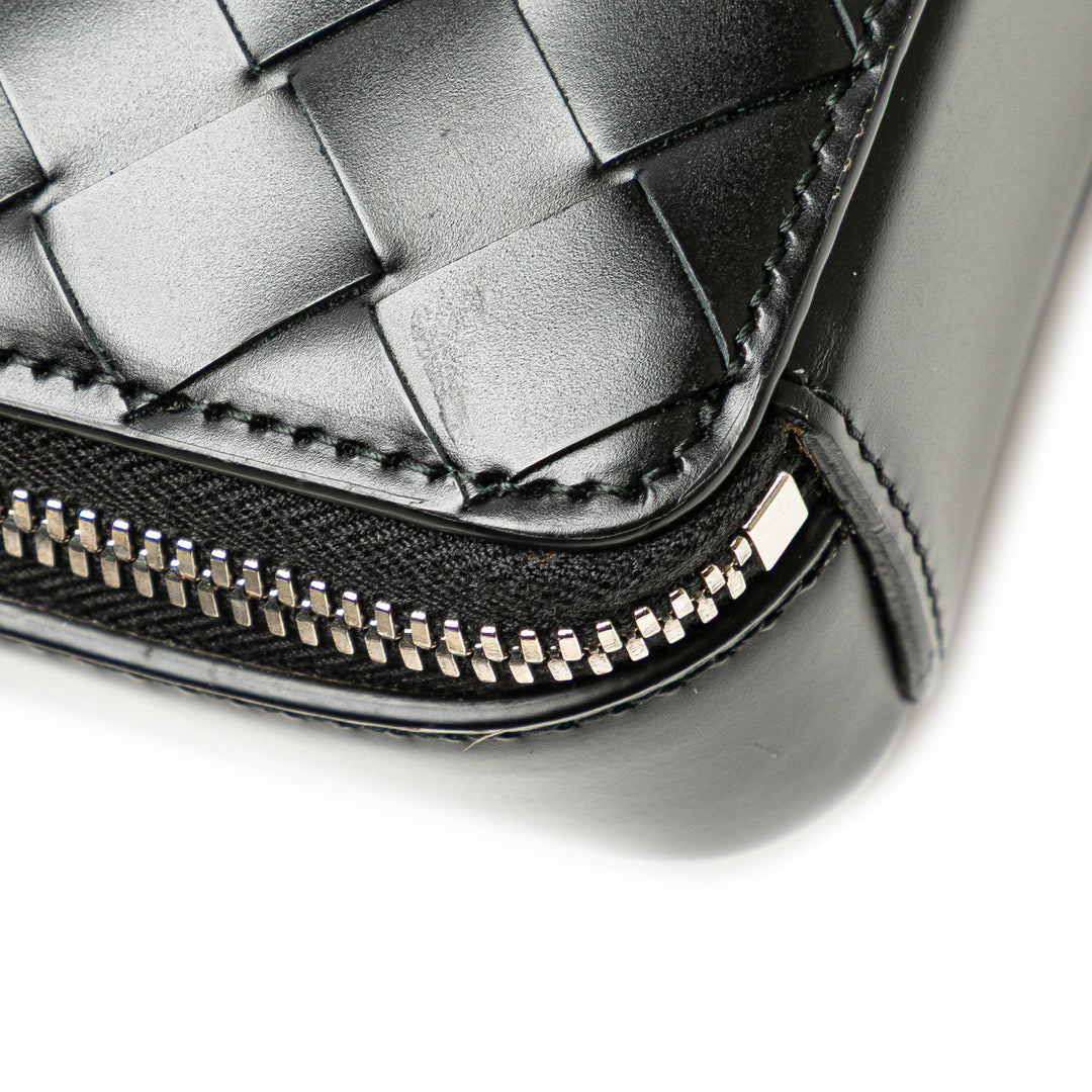 Nappa Intrecciato Zip Around Crossbody Black - Gaby Paris