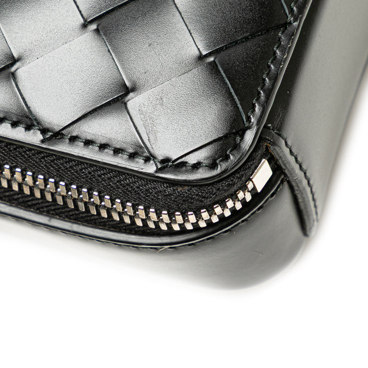 Nappa Intrecciato Zip Around Crossbody Black - Gaby Paris