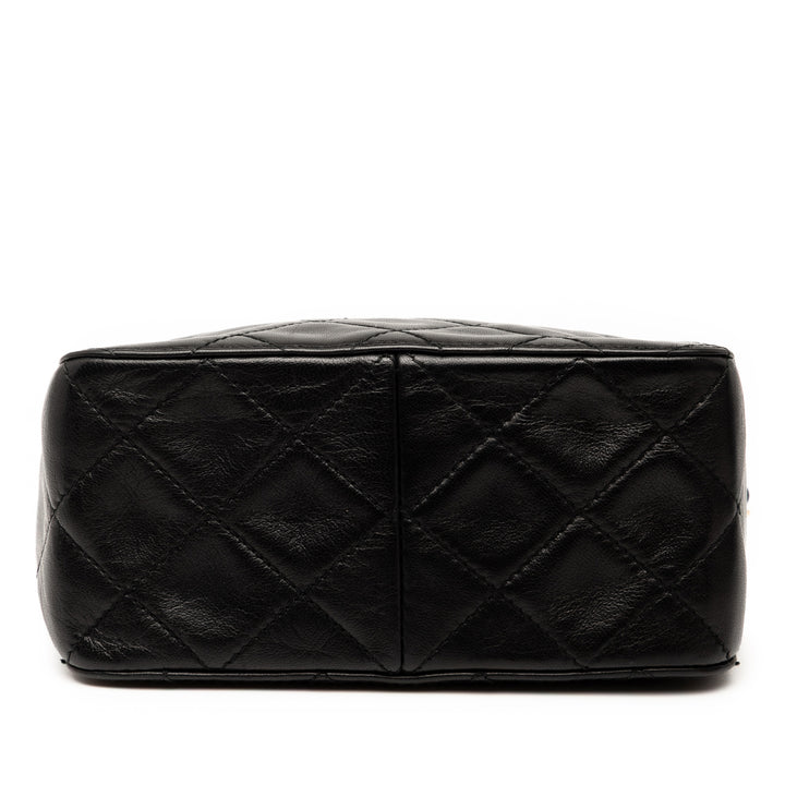 Chanel CC Quilted Cuir d’agneau Turnlock Sac à main Noir