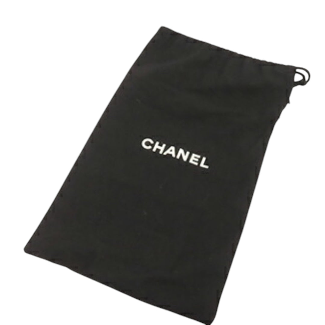 Chanel Sac caméra CC Mania Cuir d'agneau Noir – vue 19 – GABY PARIS