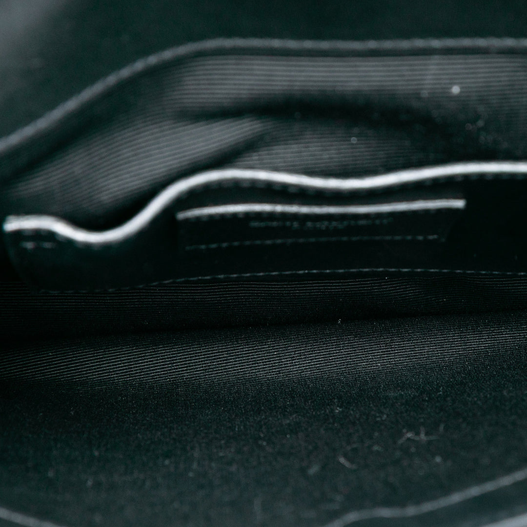 clouté Chevron Enveloppe Chaîne à rabat Cuir de veau Noir