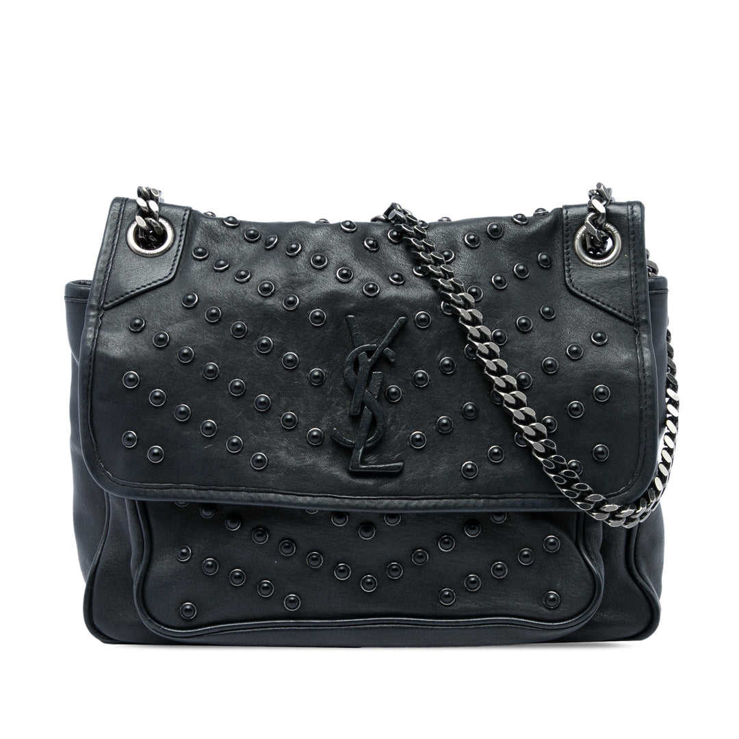 Saint Laurent Sac porté épaule clouté Niki Moyen Cuir de veau Noir – vue principale – GABY PARIS