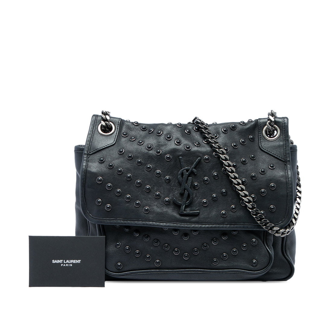 Saint Laurent Sac porté épaule clouté Niki Moyen Cuir de veau Noir – vue 6 – GABY PARIS