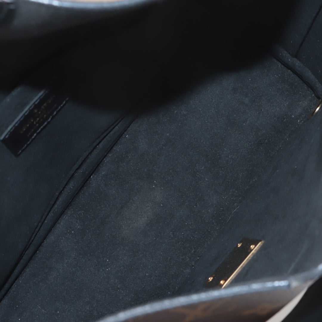 Louis Vuitton Monogram Reverse Bento Boîte Marron – GABY PARIS Authentique