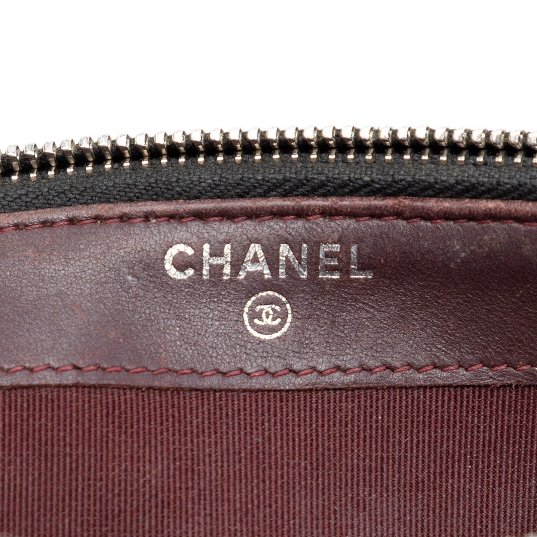 Chanel CC Matelassé Cuir d’agneau Double Zip Pochette avec chaîne