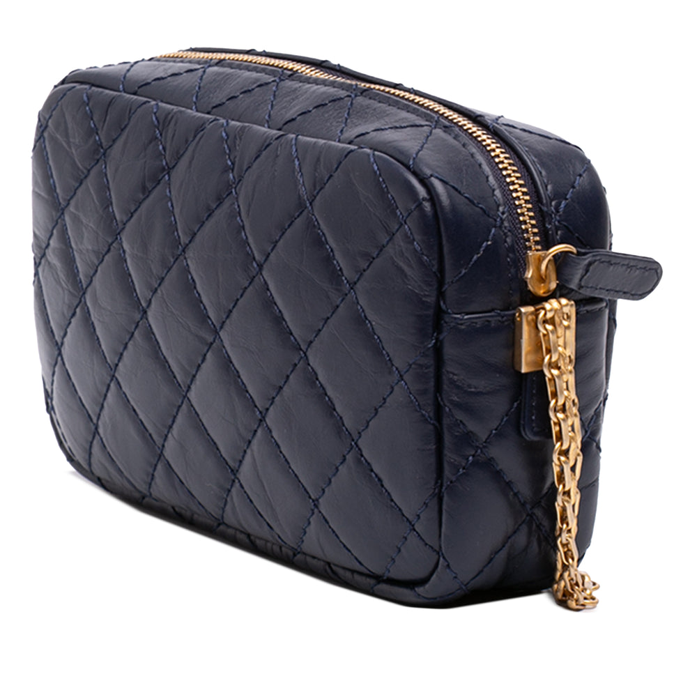 Chanel Matelassé vieilli Reissue Sac caméra Mini Cuir de veau Bleu – vue 2 – GABY PARIS