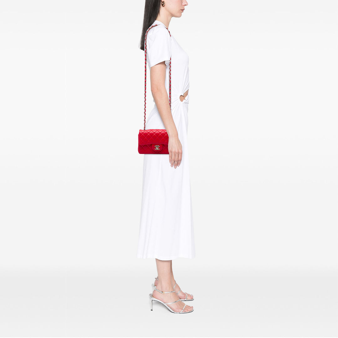Chanel Sac bandoulière Classic Rectangulaire Rabat simple Mini Cuir d'agneau Rouge – vue 5 – GABY PARIS