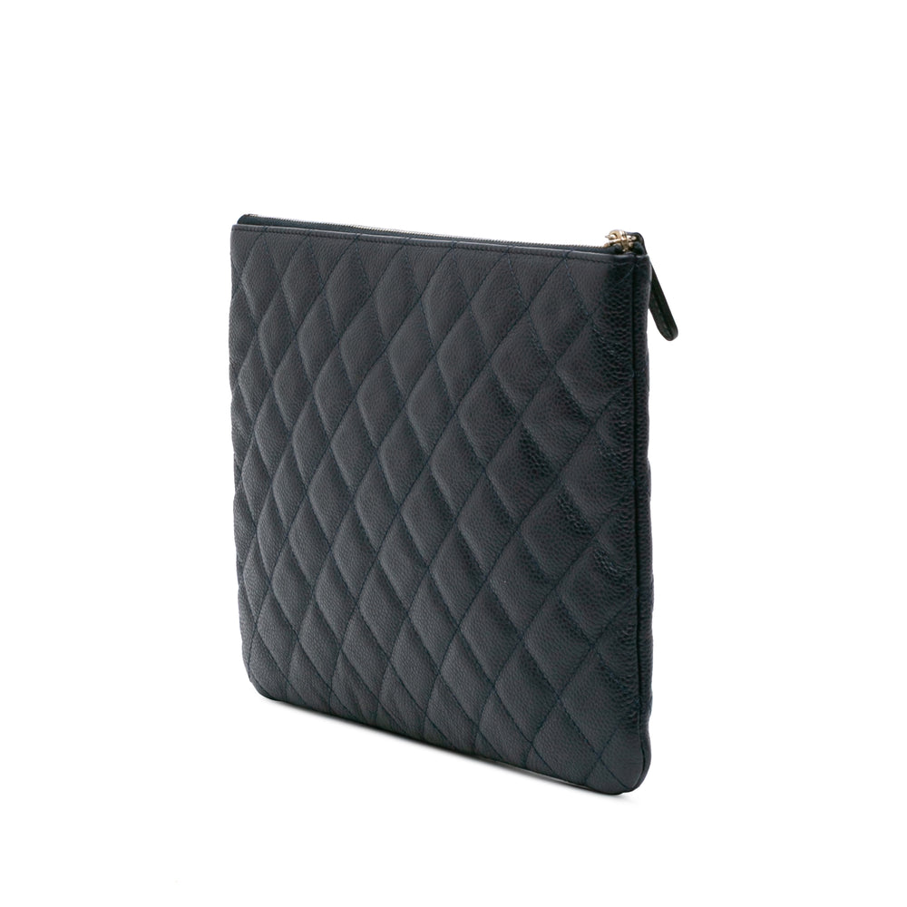 Medium Quilted Caviar O Case Clutch Blue - Gaby Paris