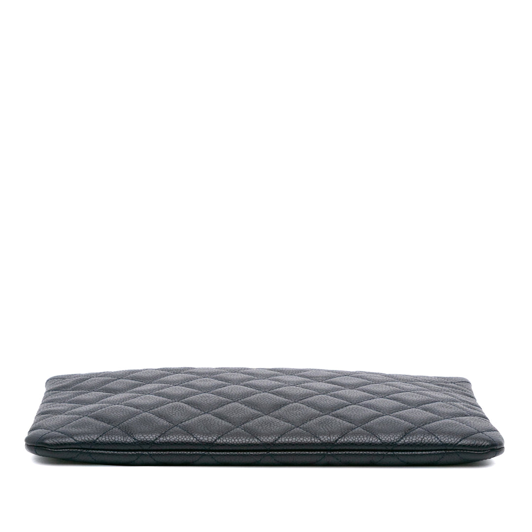 Medium Quilted Caviar O Case Clutch Blue - Gaby Paris