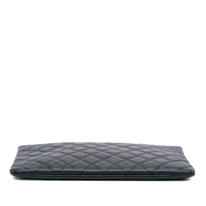 Medium Quilted Caviar O Case Clutch Blue - Gaby Paris