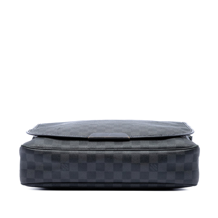 Louis Vuitton Damier Graphite Daniel MM