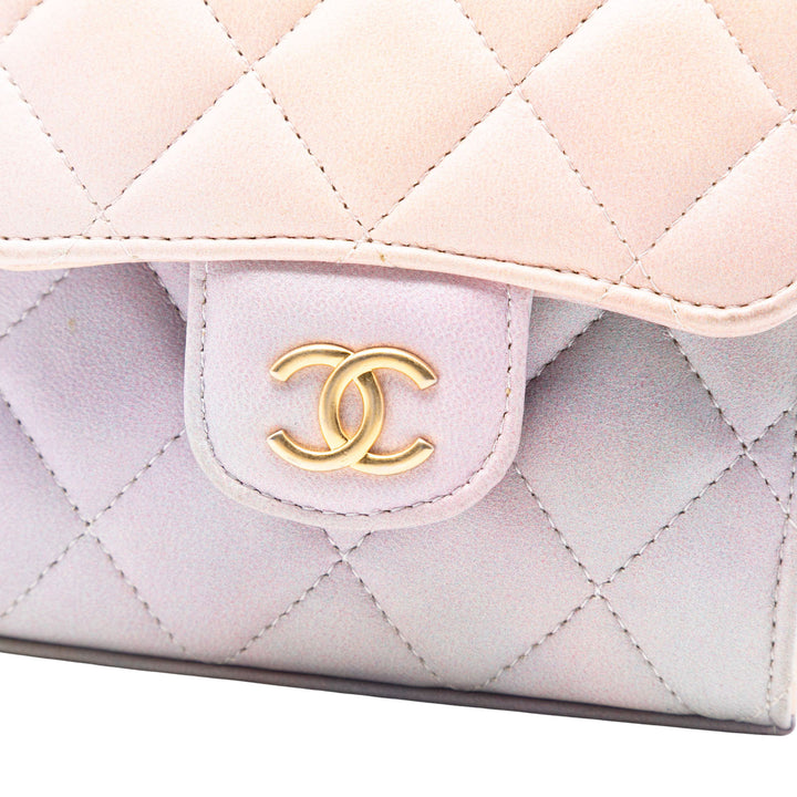 Chanel CC Matelassé Cuir d’agneau Ombre anse supérieure à rabat Pochette avec chaîne
