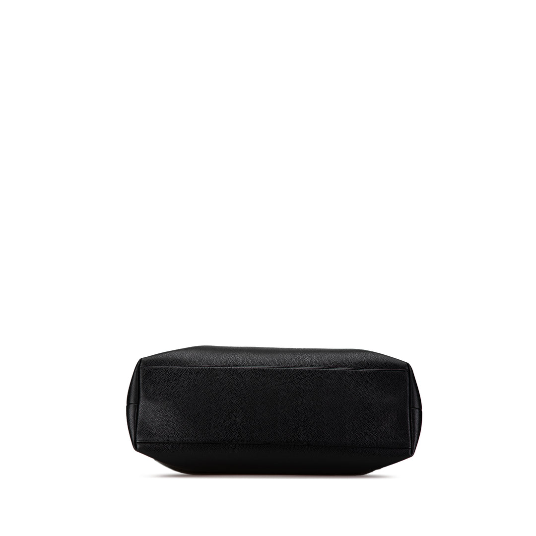 CC Caviar Shoulder Bag Black - Gaby Paris