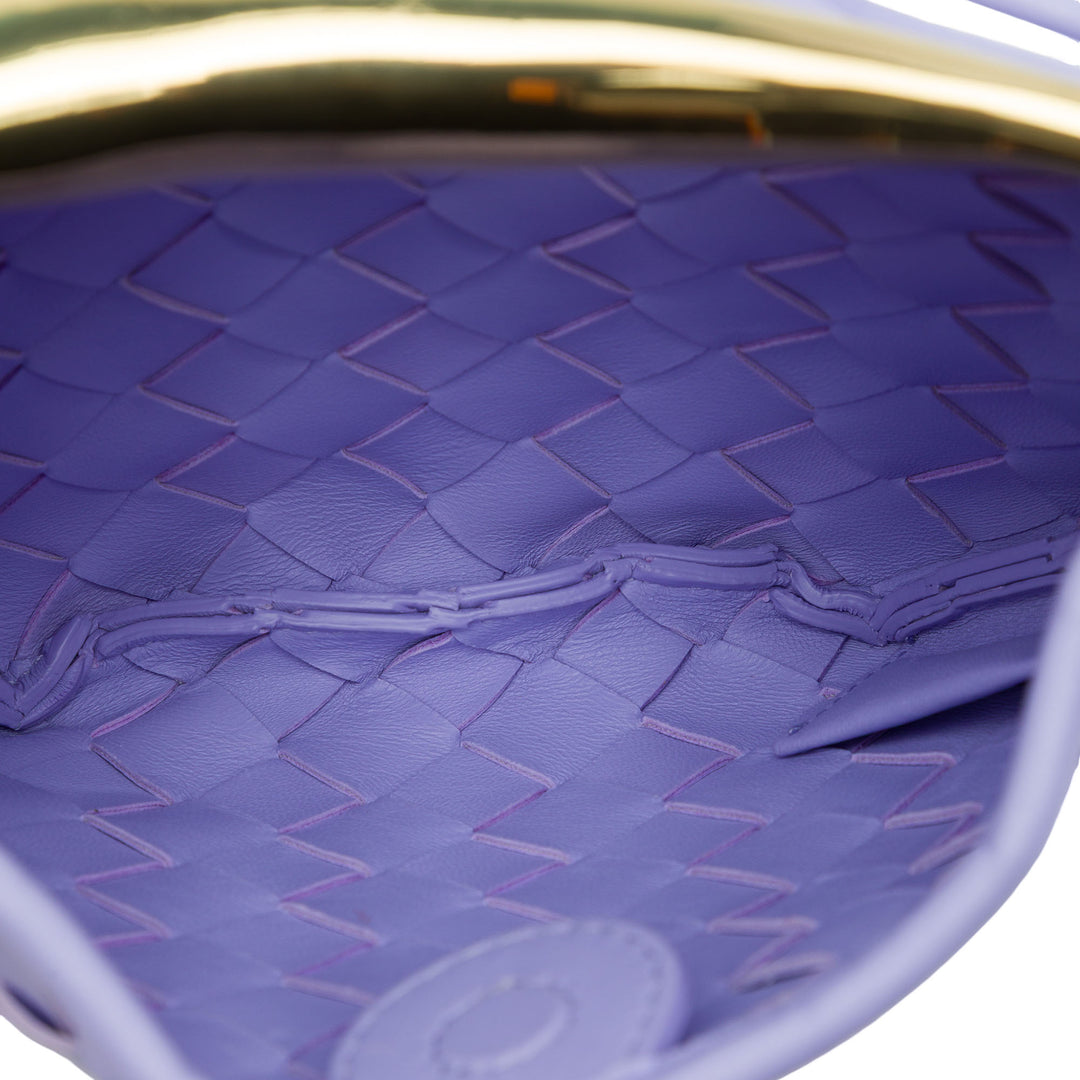 Bottega Veneta Intrecciato Sardine Sac Baby Cuir d'agneau Violet – vue 4 – GABY PARIS