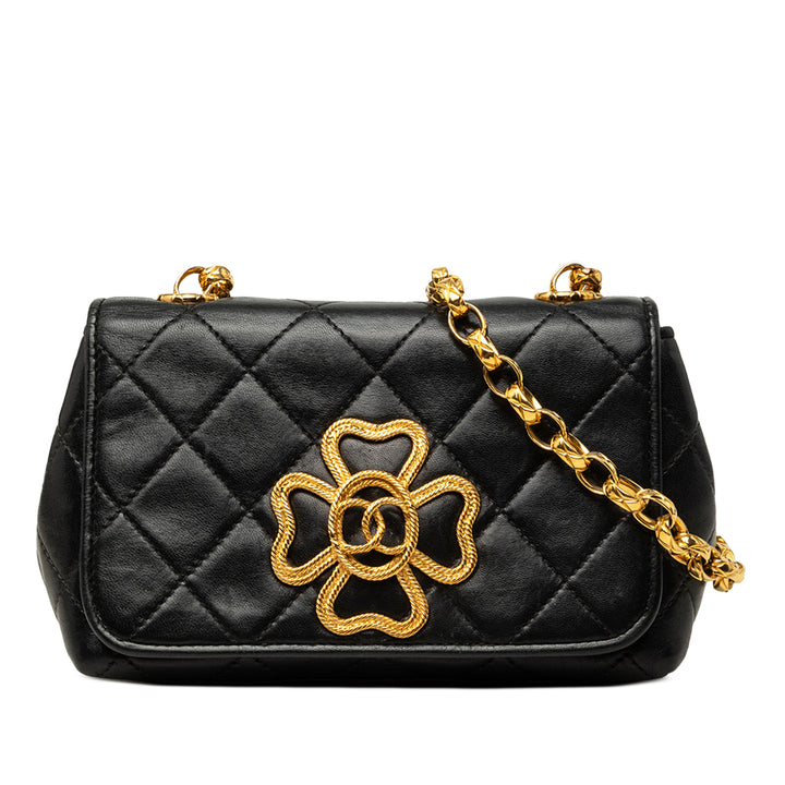 Chanel Matelassé Clover CC Bijoux Chaîne à rabat Cuir d'agneau Noir
