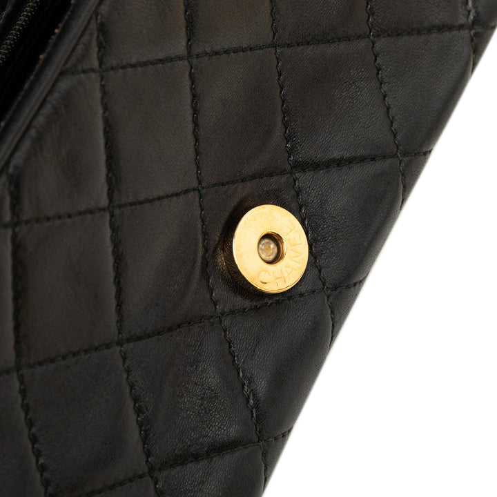 Chanel Matelassé Clover CC Bijoux Chaîne à rabat Cuir d'agneau Noir