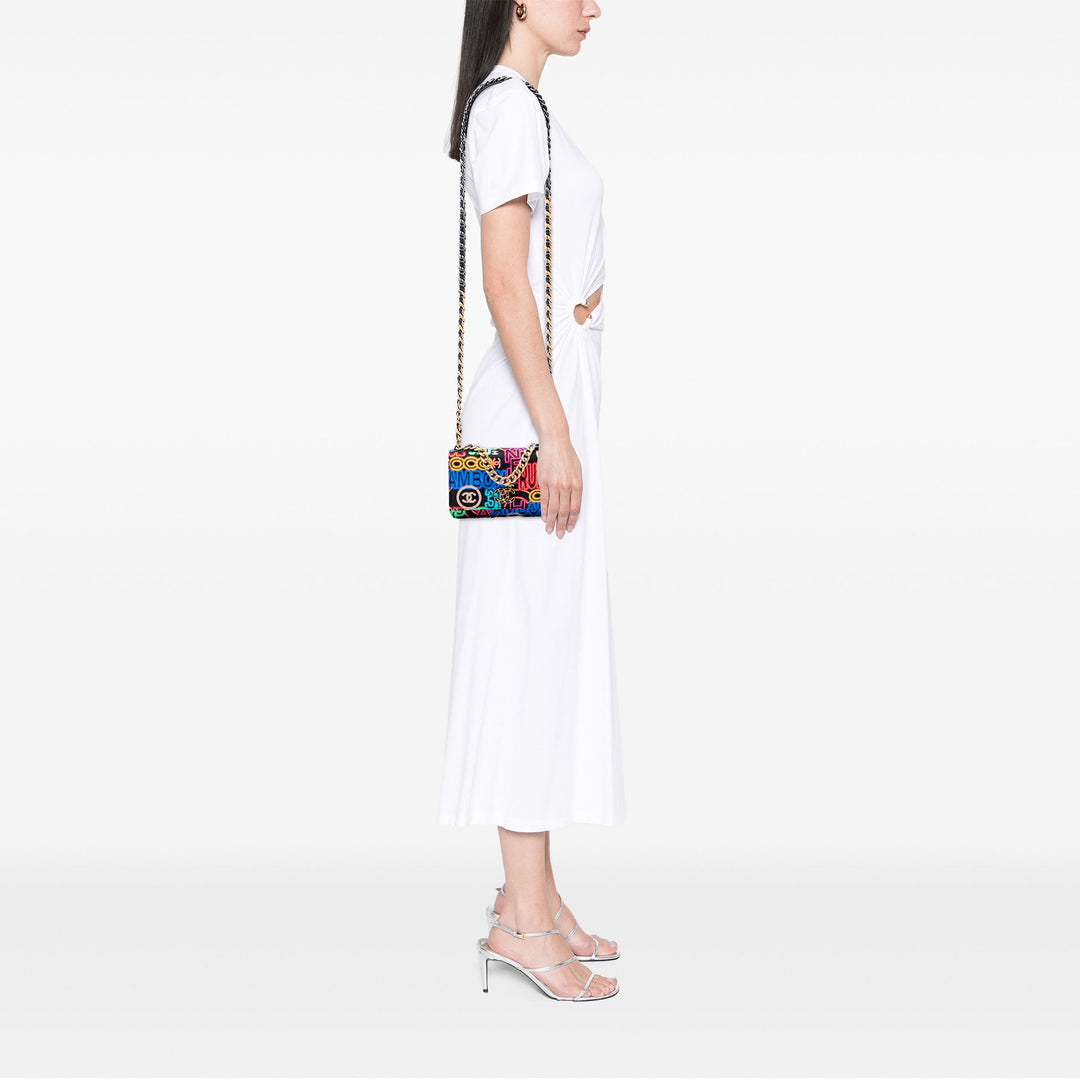 Chanel Imprimé Graffiti 19 Wallet on Chain Noir – vue 6 – GABY PARIS