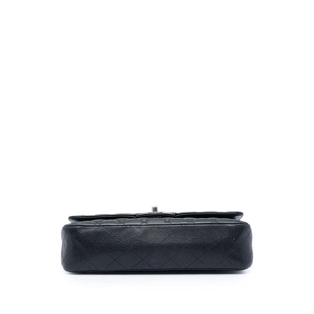 Chanel Medium Classic Caviar Double rabat