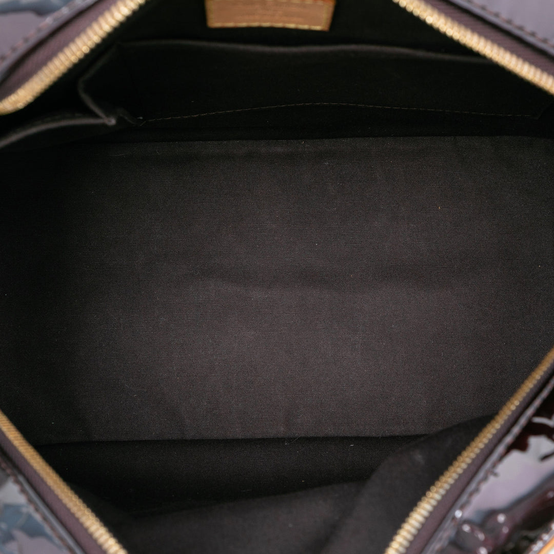 Louis Vuitton Monogram Vernis Summit Drive