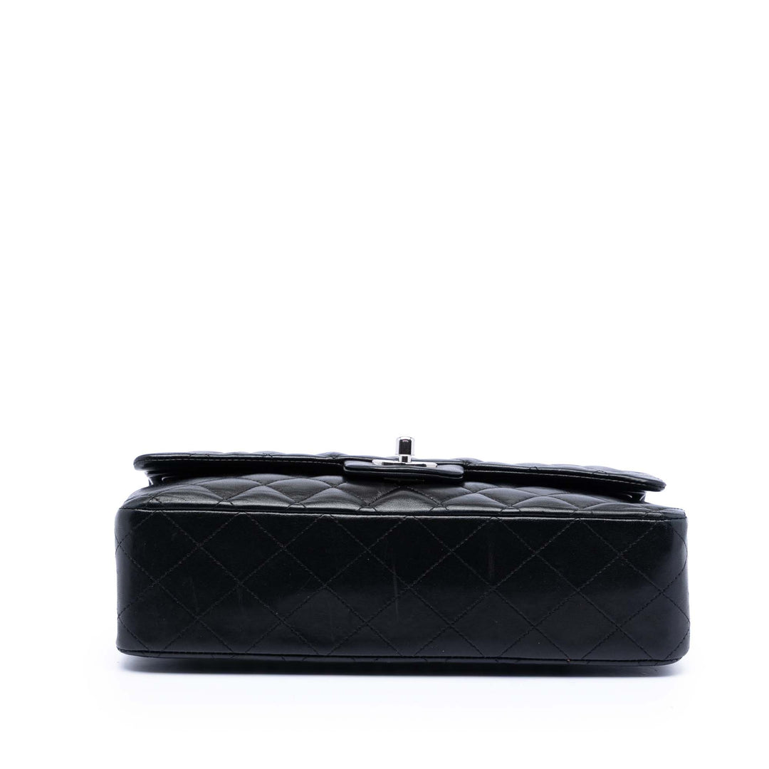 Chanel Medium Classic Cuir d’agneau Double rabat