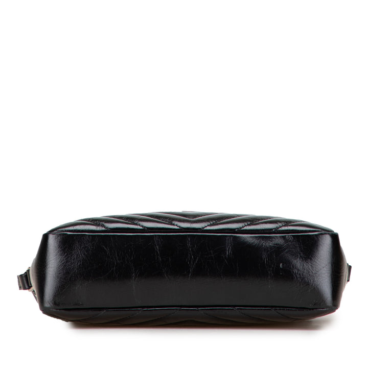Saint Laurent Cracked Shiny Cuir de veau Matelasse Tassel Monogram Lou Sac caméra Noir