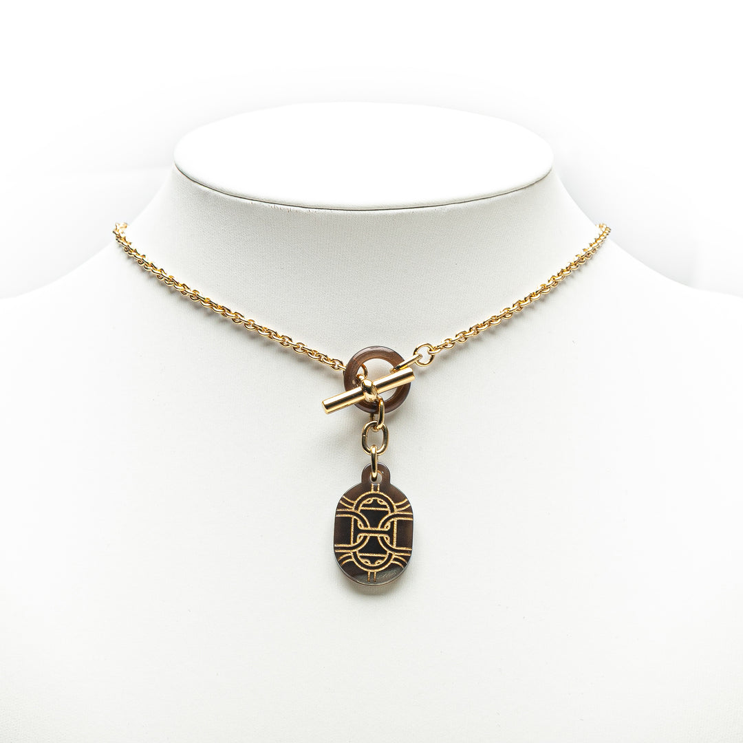 Hermès Lacquered Horn Chaine d'Ancre Pendant Collier Doré