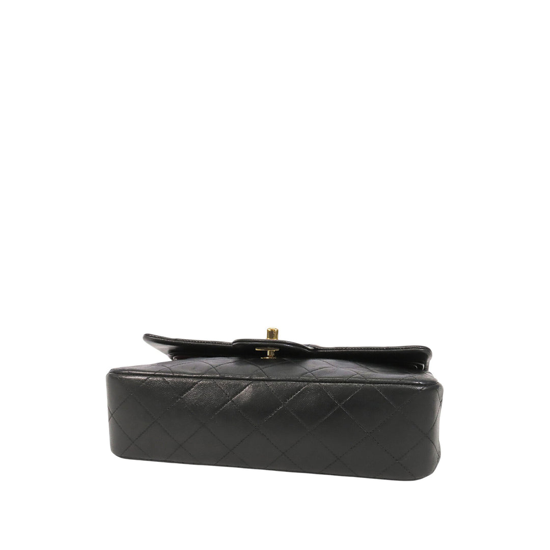 Classic Double rabat Petit Cuir d'agneau Noir