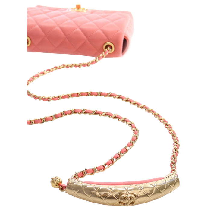 Chanel Sac bandoulière CC Matelassé Chaîne à rabat Mini Cuir d'agneau Rose – vue 10 – GABY PARIS