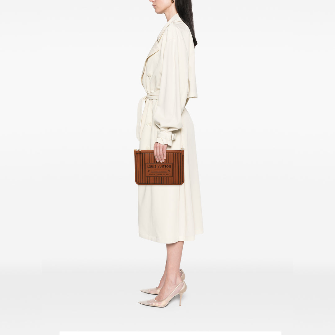 Louis Vuitton Neverfull Inside Out Pochette MM Cuir de veau