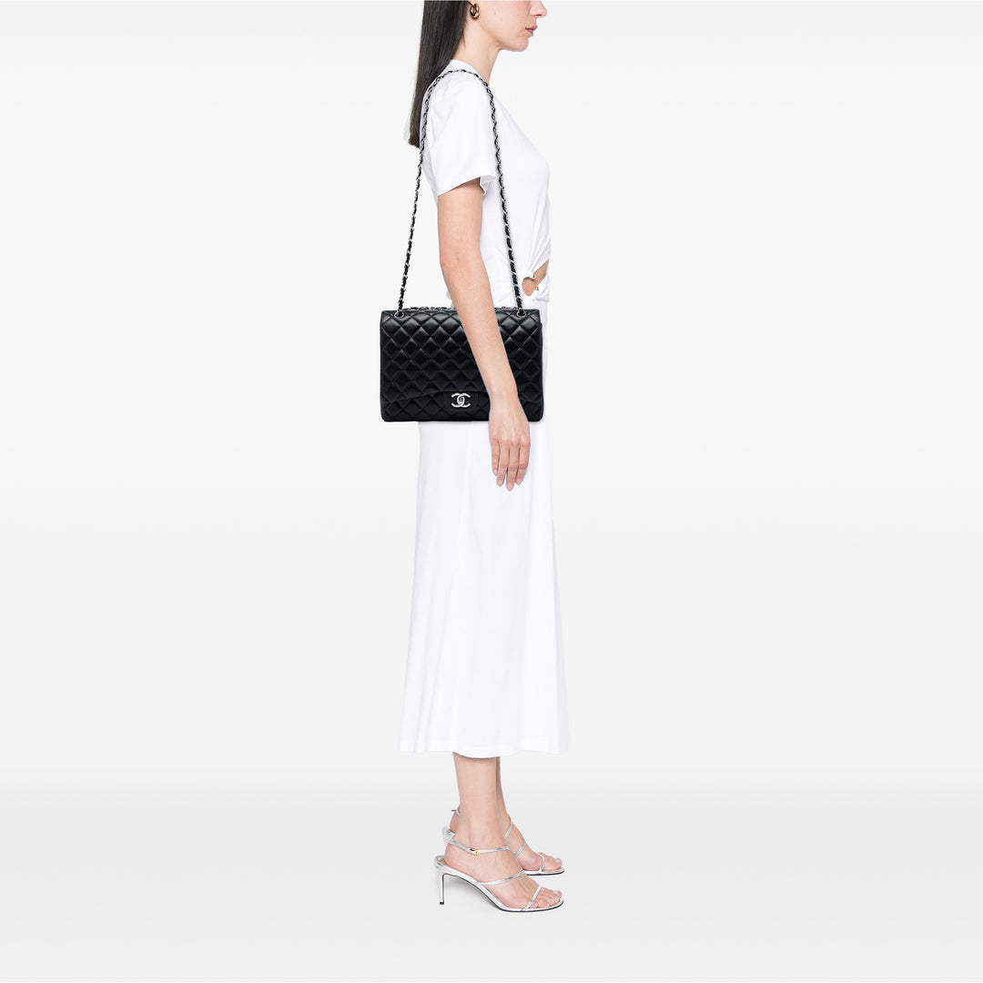 Chanel Classic Double rabat Jumbo Cuir d'agneau Noir – vue 5 – GABY PARIS
