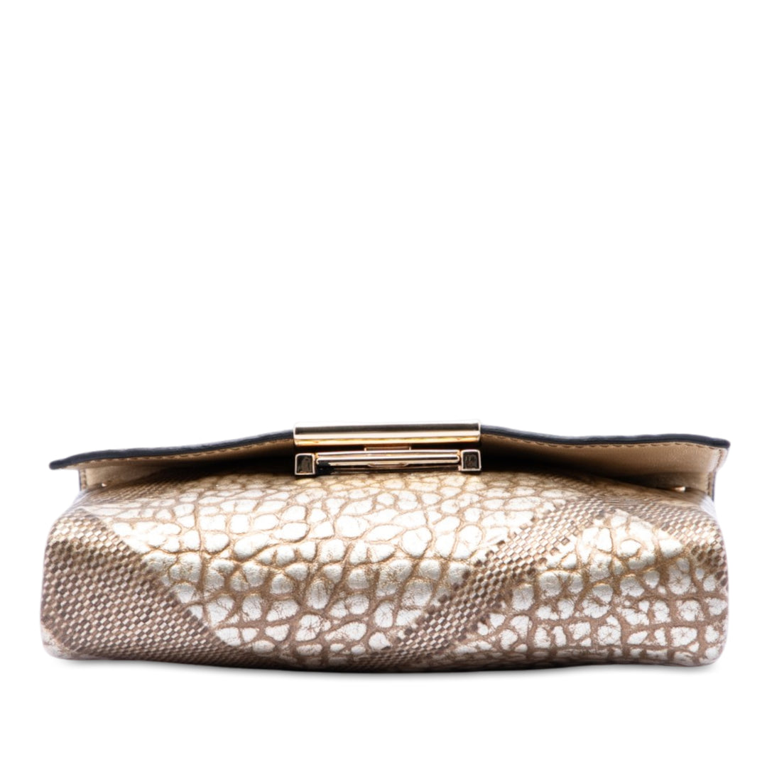 Burberry Sac bandoulière embossé Grain Check Langley Doré – vue 3 – GABY PARIS