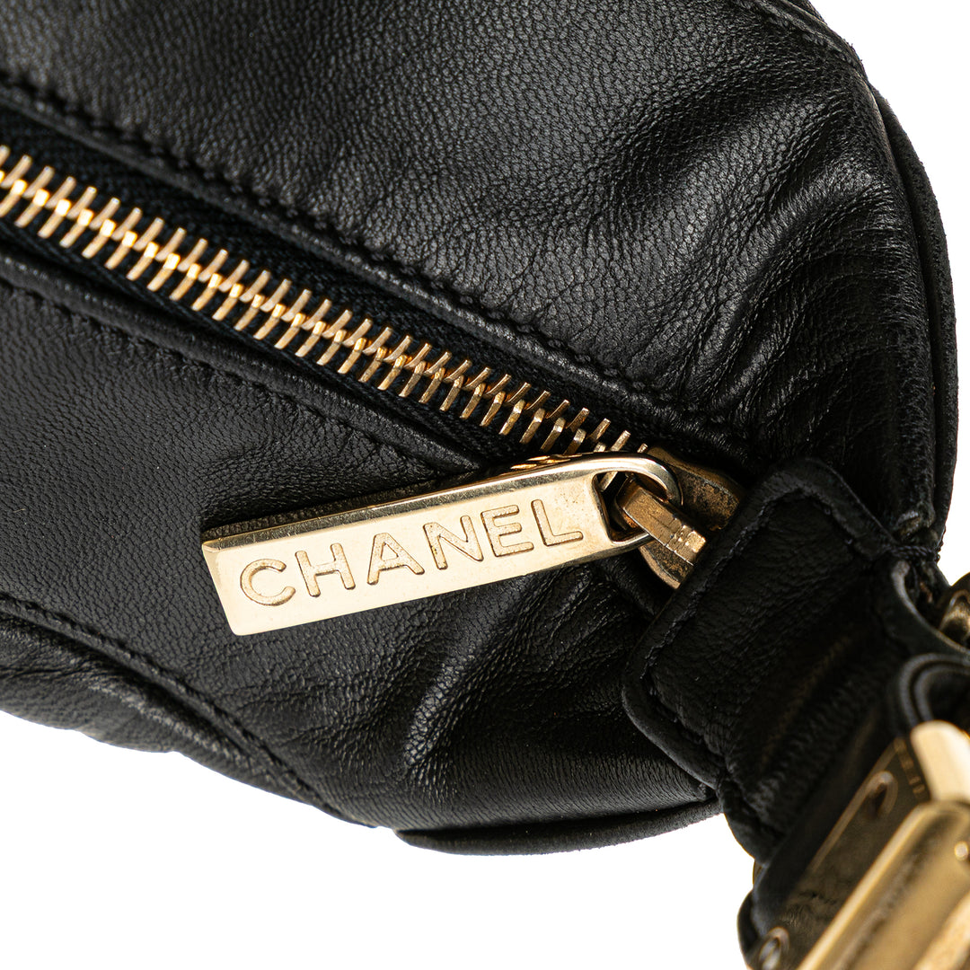 Chanel Medium Cuir d’agneau Chocolate Bar Sac bandoulière Noir