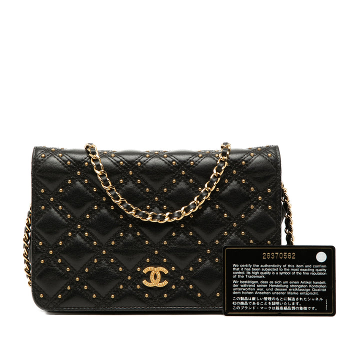 Chanel CC Cuir d’agneau clouté Diamond Stitch Wallet on Chain