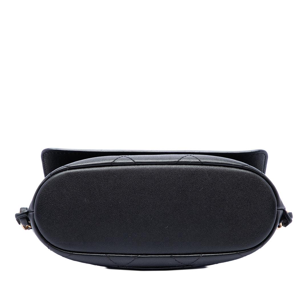 Chanel Matelassé Chaîne Hobo à rabat Petit Cuir de veau Noir
