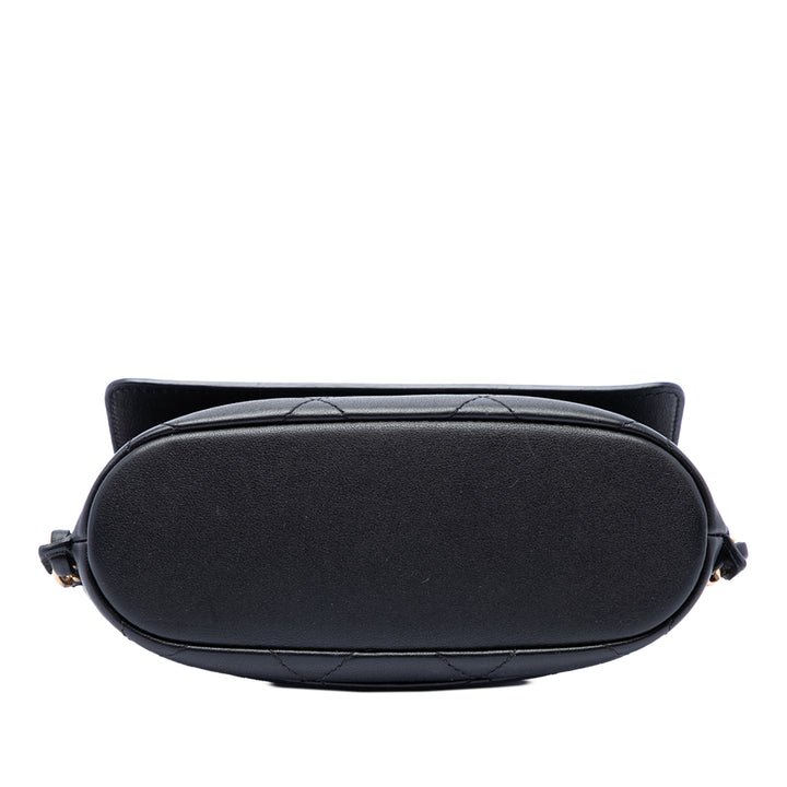 Chanel Matelassé Chaîne Hobo à rabat Petit Cuir de veau Noir