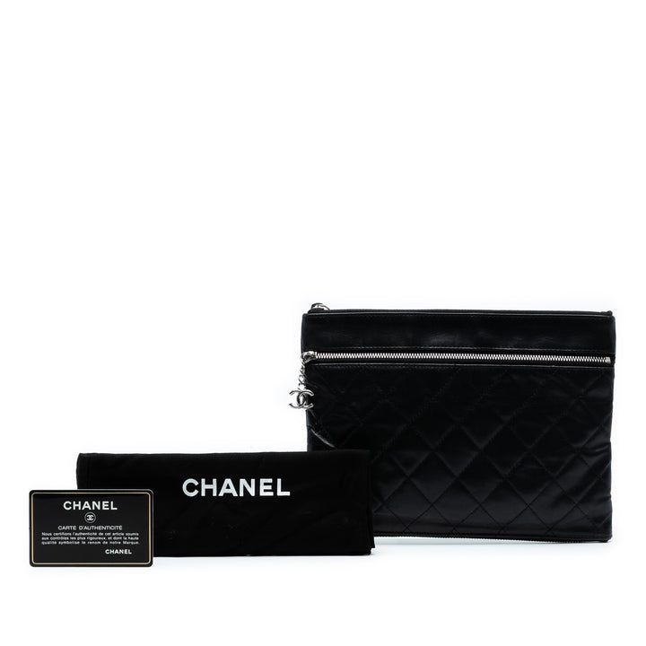 Chanel CC Matelassé Cuir d’agneau Multi Zip Pochette