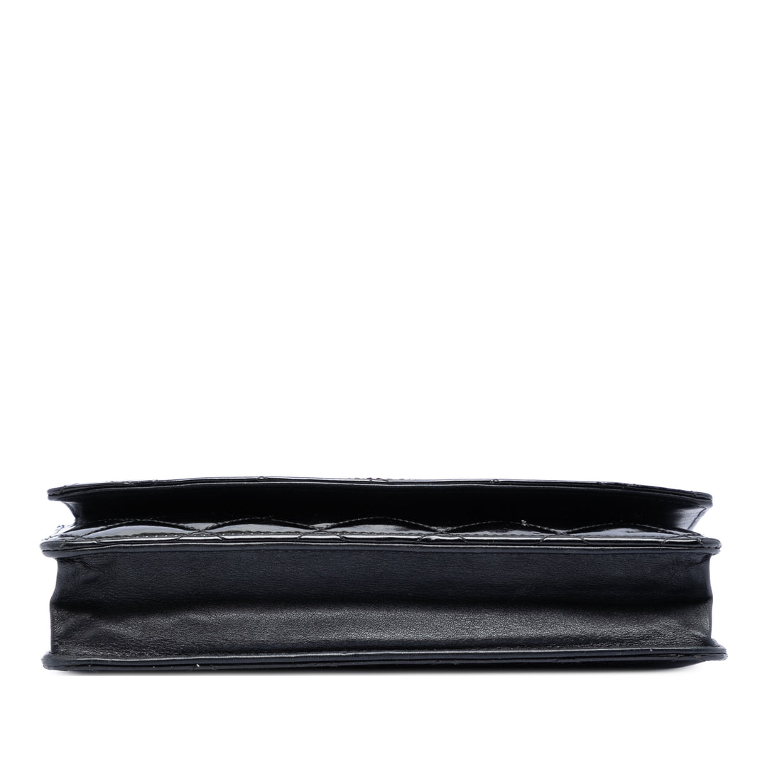 Chanel CC Matelassé Cuir verni Brilliant Wallet on Chain