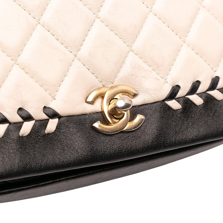 Chanel Small Bicolor Cuir de veau Braided Chic Flap Blanc