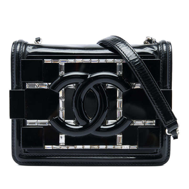 Chanel CC et Acrylic Cristal Orné Boy Brick à rabat Noir – vue principale – GABY PARIS