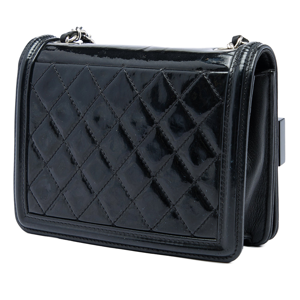 Chanel CC et Acrylic Cristal Orné Boy Brick à rabat Noir – vue 2 – GABY PARIS