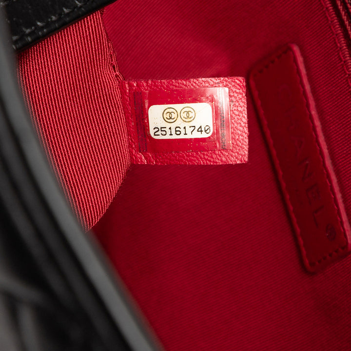 Chanel Medium Quilted Cuir de veau Gabrielle Shopping Sac cartable Noir – GABY PARIS Authentique