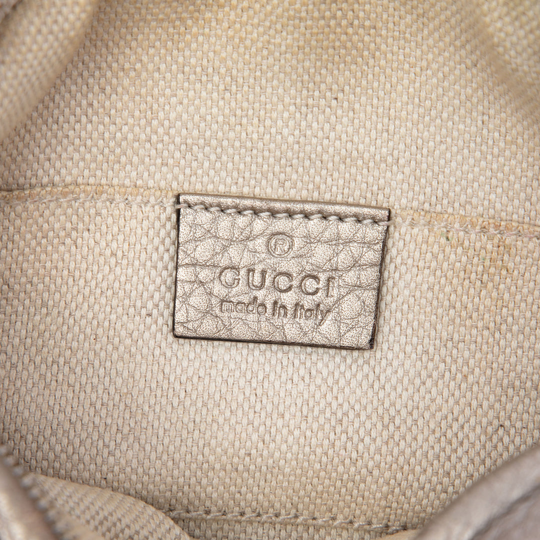 Gucci Mini Metallic Pebbled Cuir de veau Soho Chain Sac porté croisé