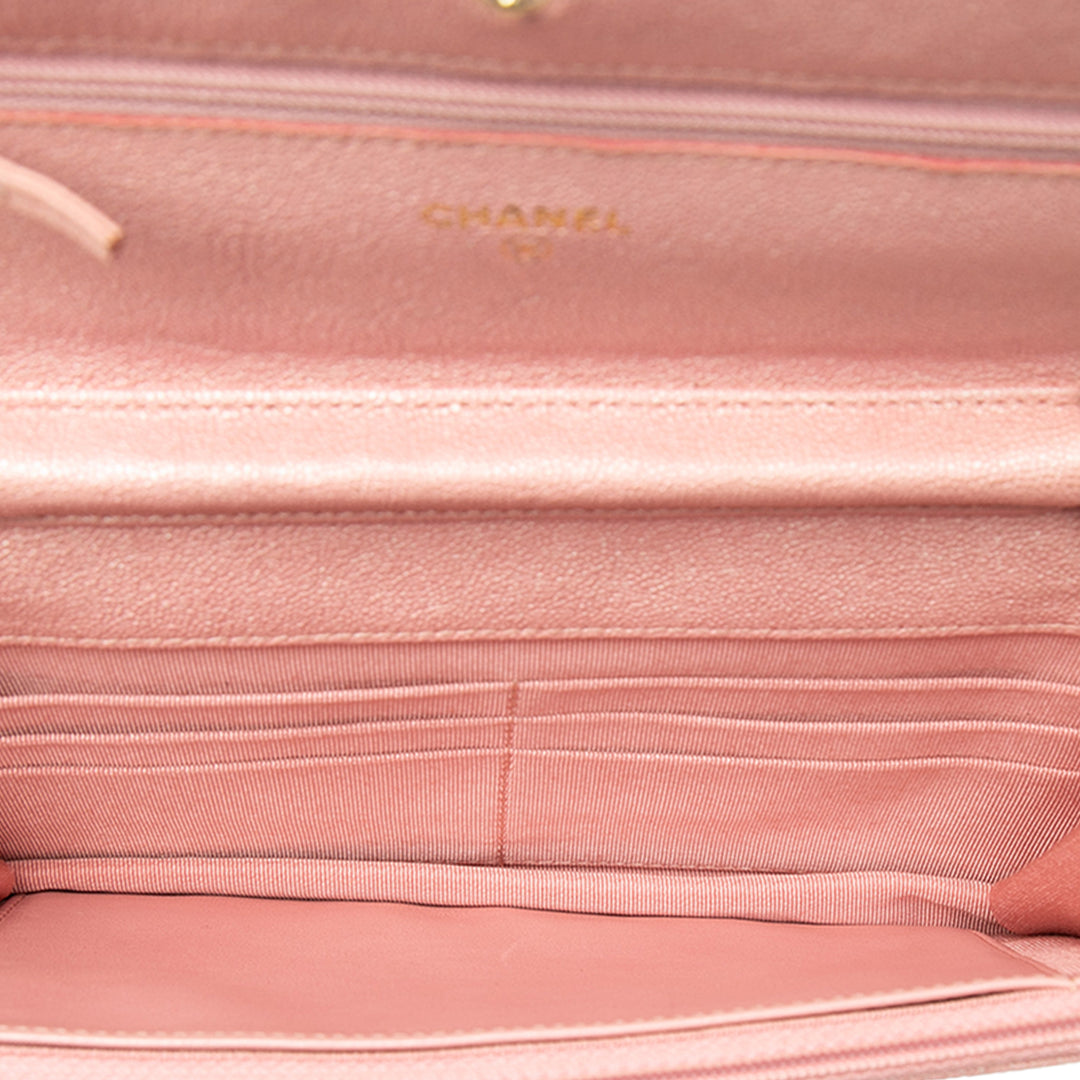 CC Matelassé Irisé Wallet on Chain Cuir caviar Rose