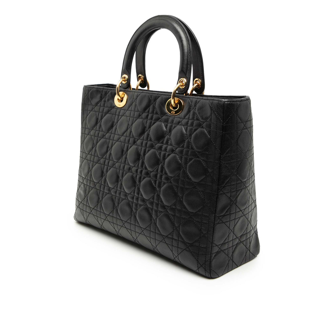 Dior Large Cuir d’agneau Cannage Lady Dior