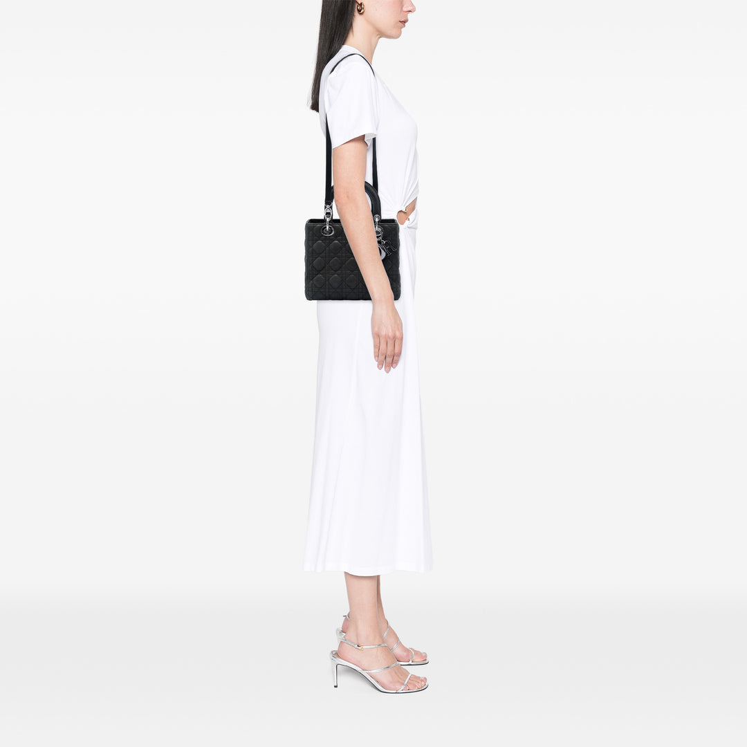 Dior Medium Iridescent Cuir d’agneau Cannage Lady Dior