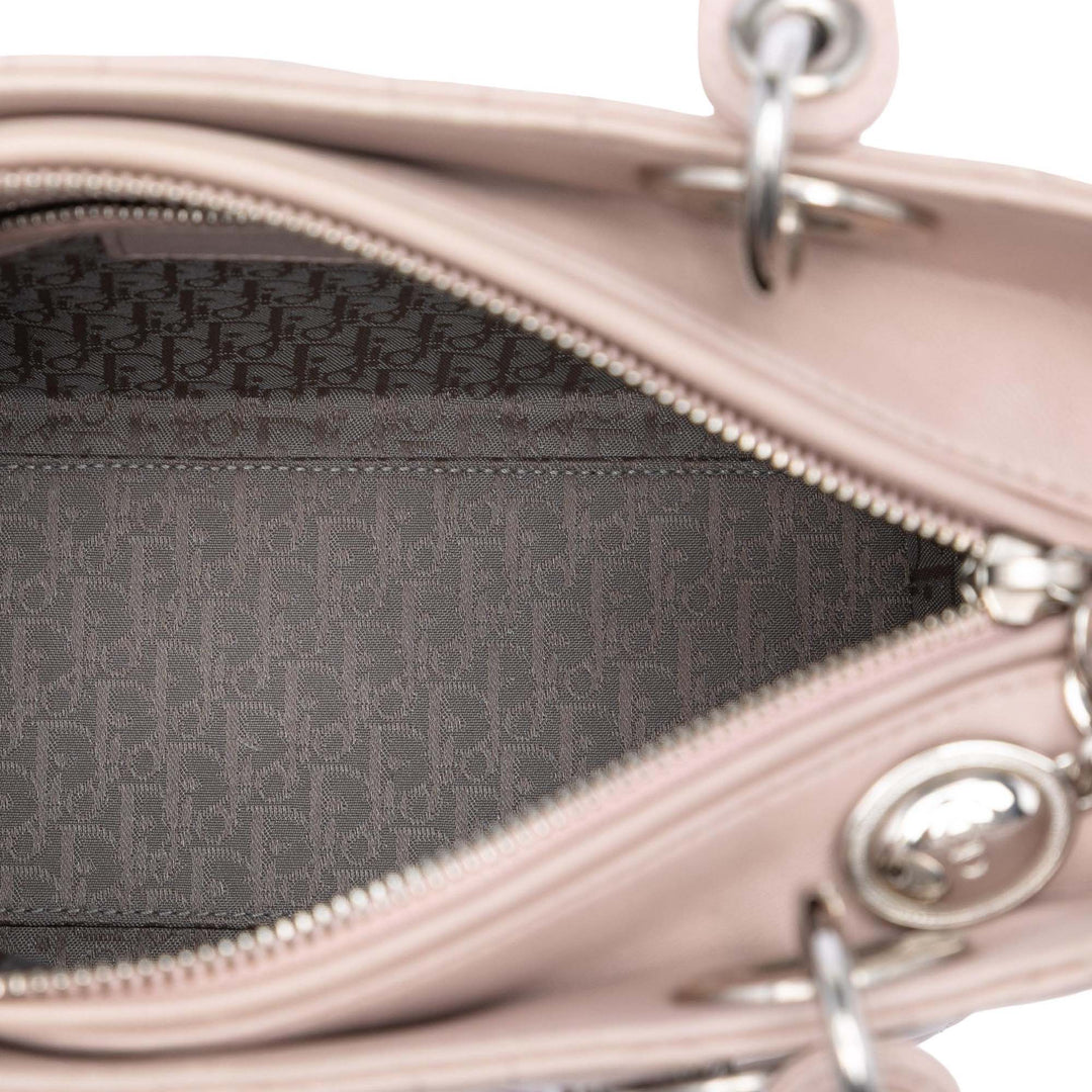 Dior Medium Cuir d’agneau Cannage Lady Dior