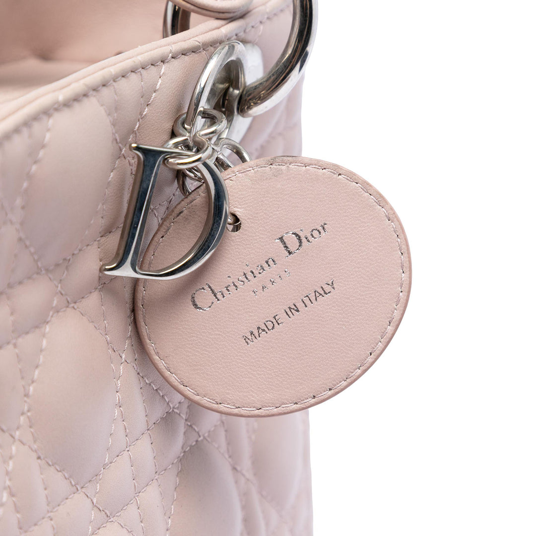 Dior Medium Cuir d’agneau Cannage Lady Dior