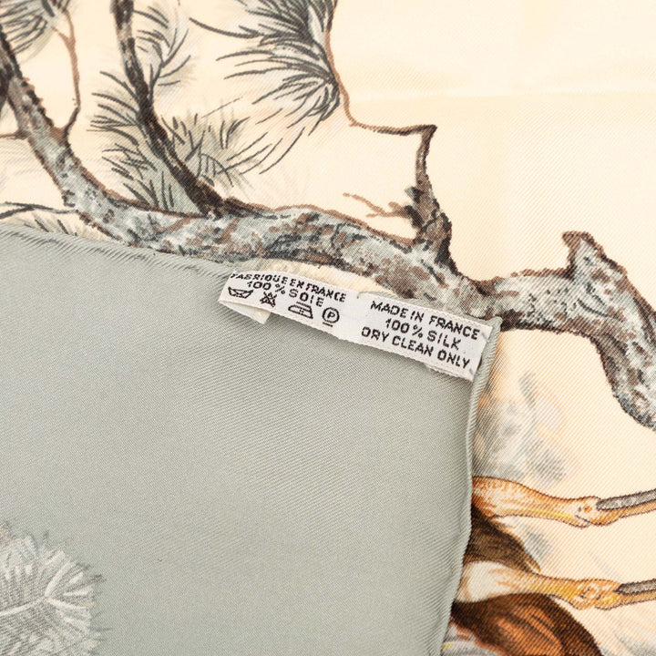 Hermès Halte En Camargue Soie Foulard 90