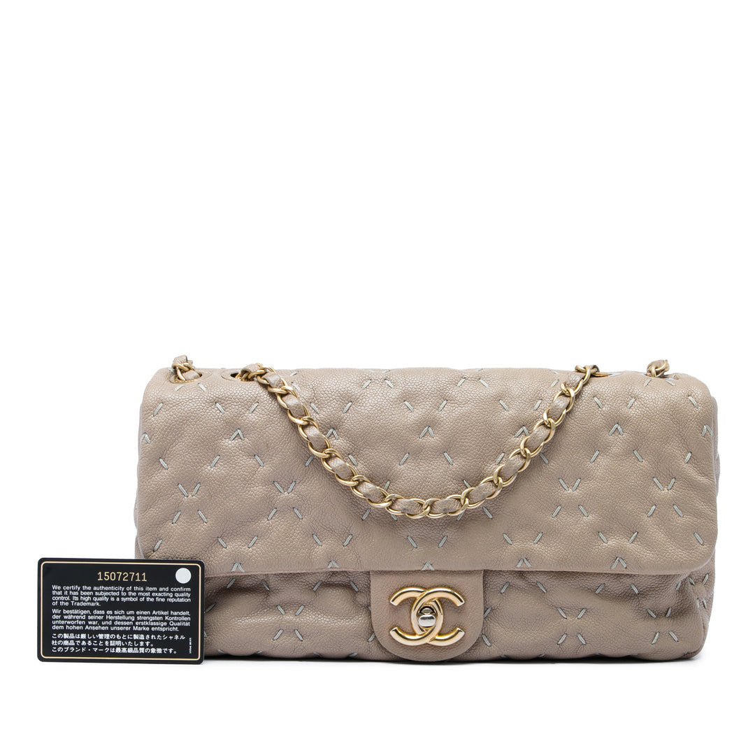 CC Wild Stitch à rabat Cuir caviar Marron