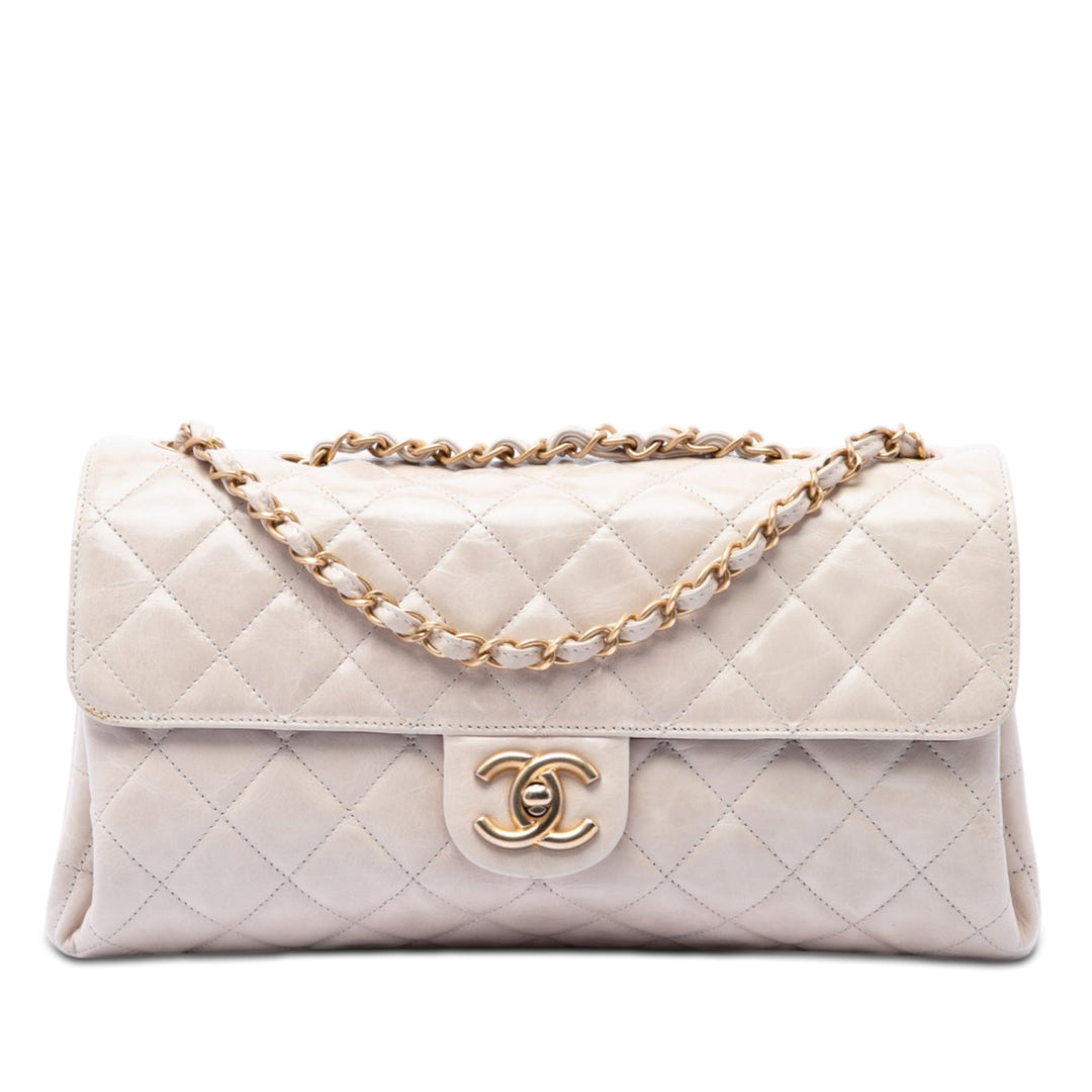 Chanel Jumbo CC Matelassé Cuir de veau Straight à rabat